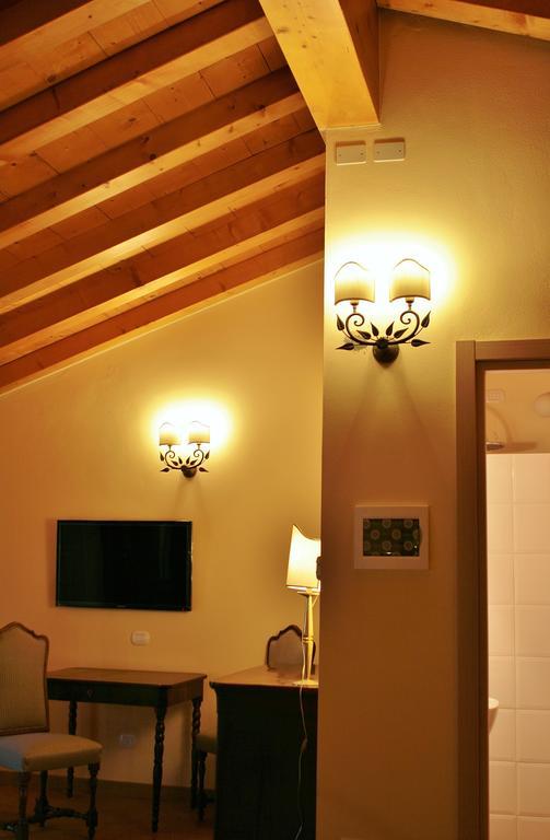 לודי Agriturismo Cavrigo חדר תמונה