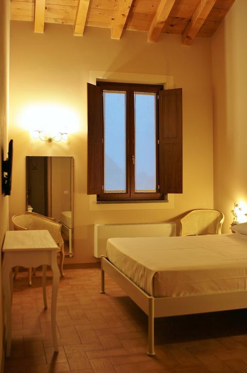 לודי Agriturismo Cavrigo חדר תמונה